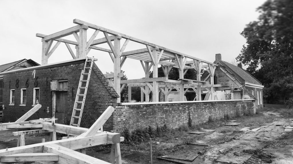 Restoration/renovation of a farmhouse